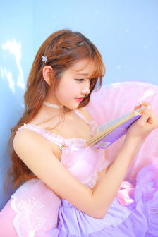 在卧室征服美艳麻麻